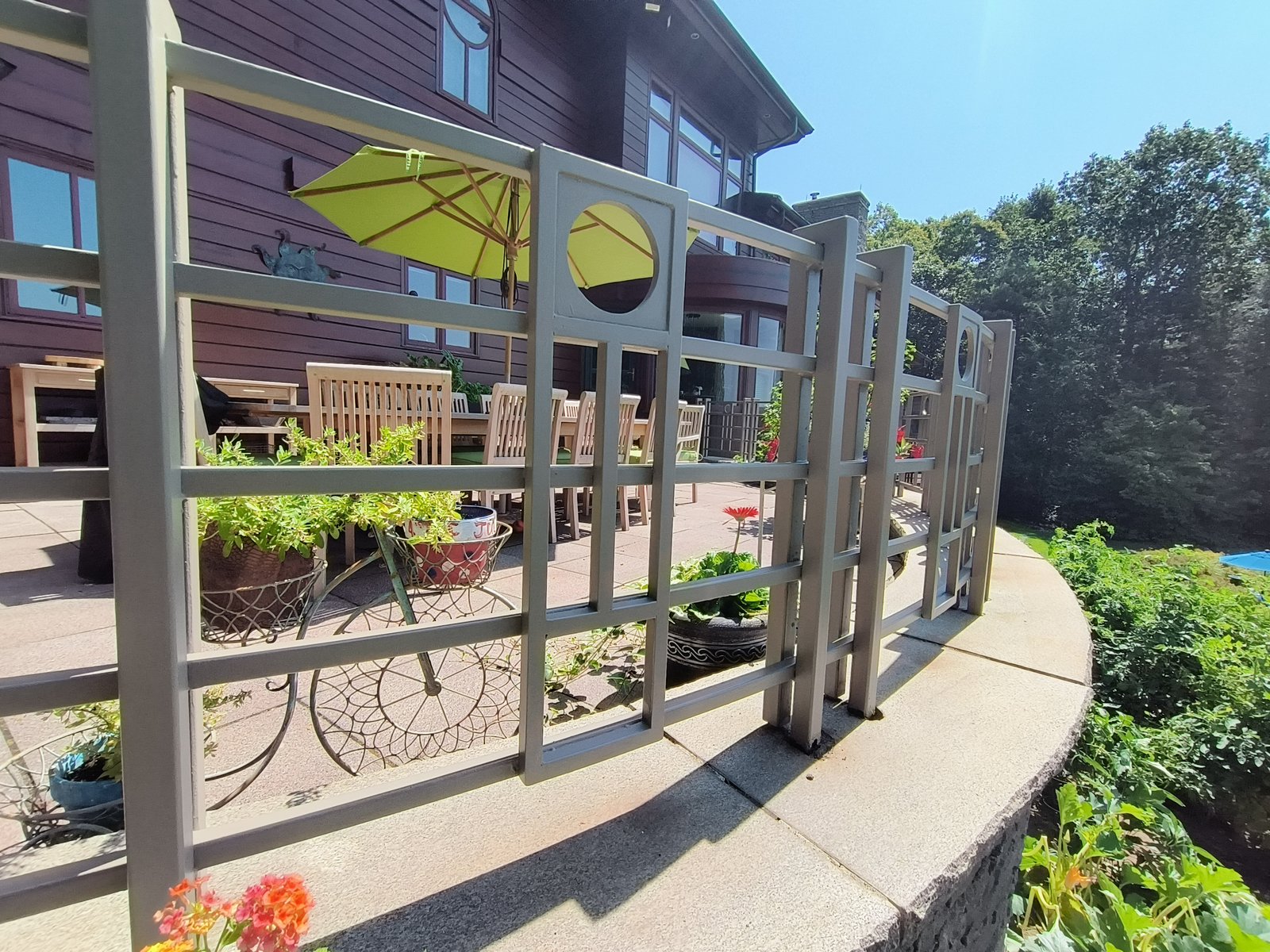 Exterior House Patio Trellis — Frank Leonard Painting LLC